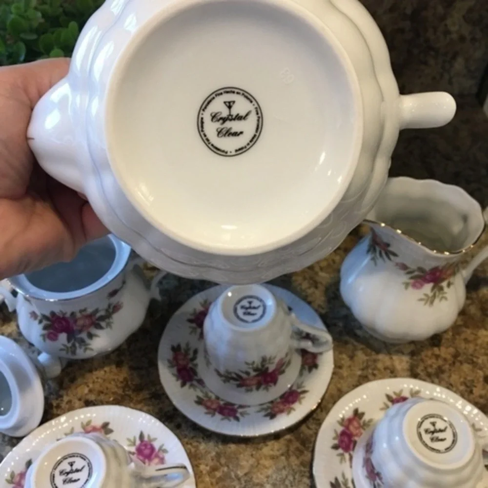 Vintage Crystal Clear 5Cup Teapot Set, Sugar, Creamer, 4 Tea Cups Made in Poland